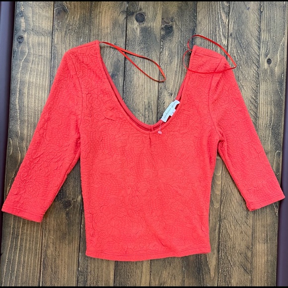 NWOT Forever 21 Coral Tops Bundle - Picture 10 of 10
